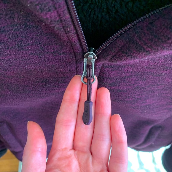 32 Degree Heat fleece zip up - Picture 5 of 8